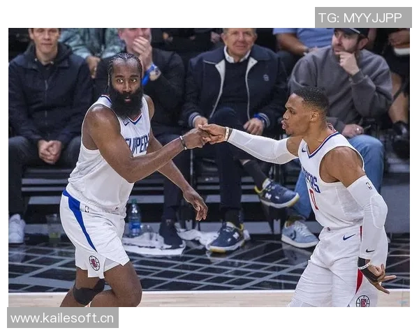 卢指导需巧妙减轻哈登压力否则球队恐难以重返巅峰 卢指导需巧妙减轻哈登压力否则球队恐难以重返巅峰