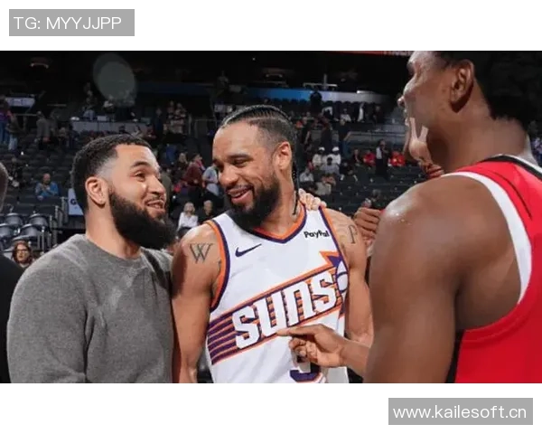 狄龙赞布克突破能力与防守智慧助力队友成长与发展