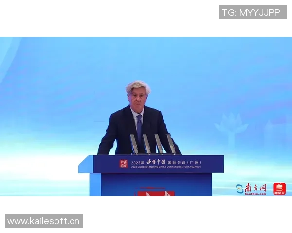 罗西尼尔谈切尔西关系强调集团内交流的重要性