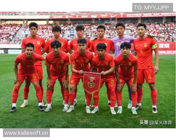 新国足应重视速度与冲击力过度畏惧失误只会失去主动权 新国足应重视速度与冲击力过度畏惧失误只会失去主动权