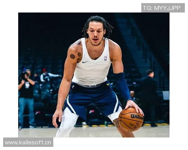 阿隆戈登称赞沃特森进步显著攻防两端均为球队增添价值 阿隆戈登称赞沃特森进步显著攻防两端均为球队增添价值