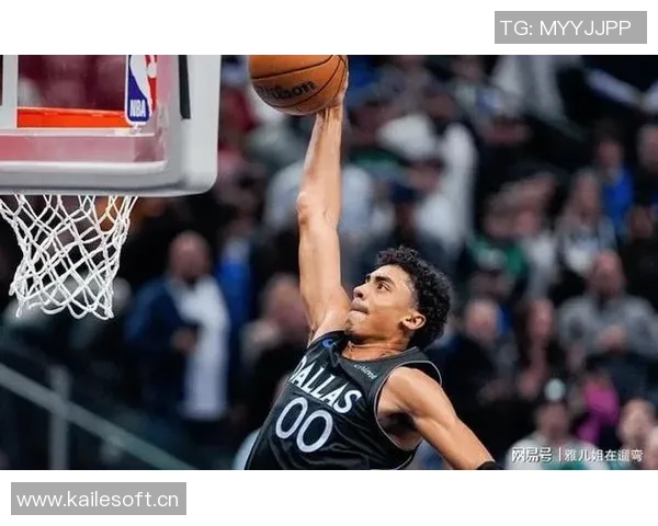 克莱三分表现平平仅得13分下半场未能得分球队双加时遗憾落败